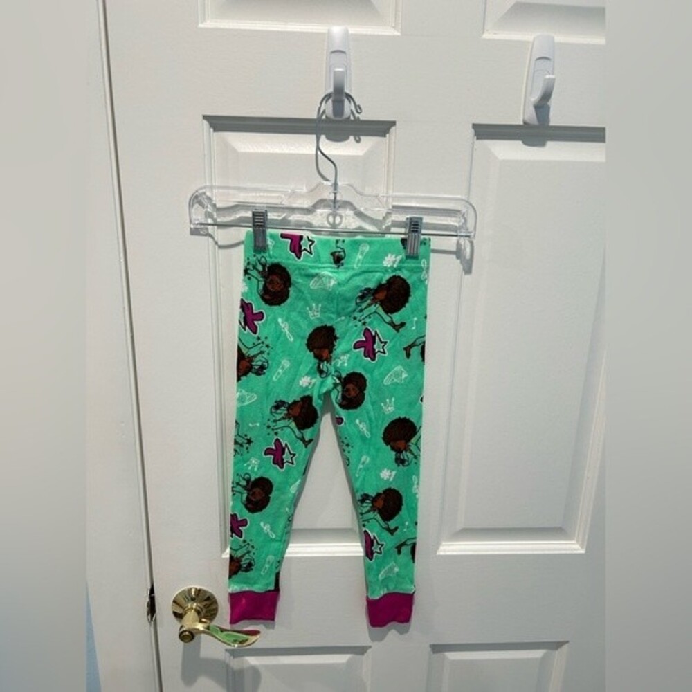 Girls' Karma’s World 4pc Snug Fit Long Sleeve Pajama Set Size 4T - Picture 6 of 10